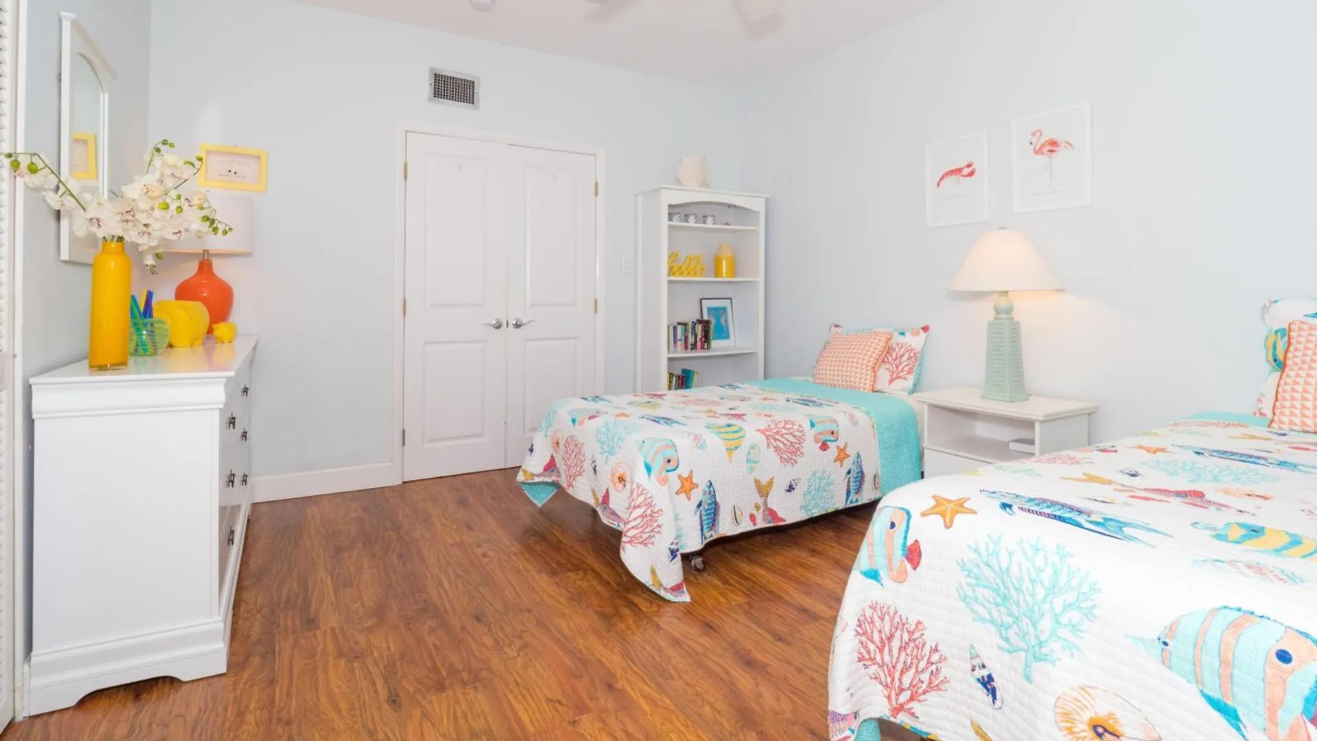 Plantation Village #20 Condo Seven Mile Beach Holiday home